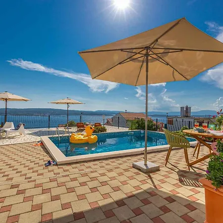 Apartman In 42458 Crikvenica